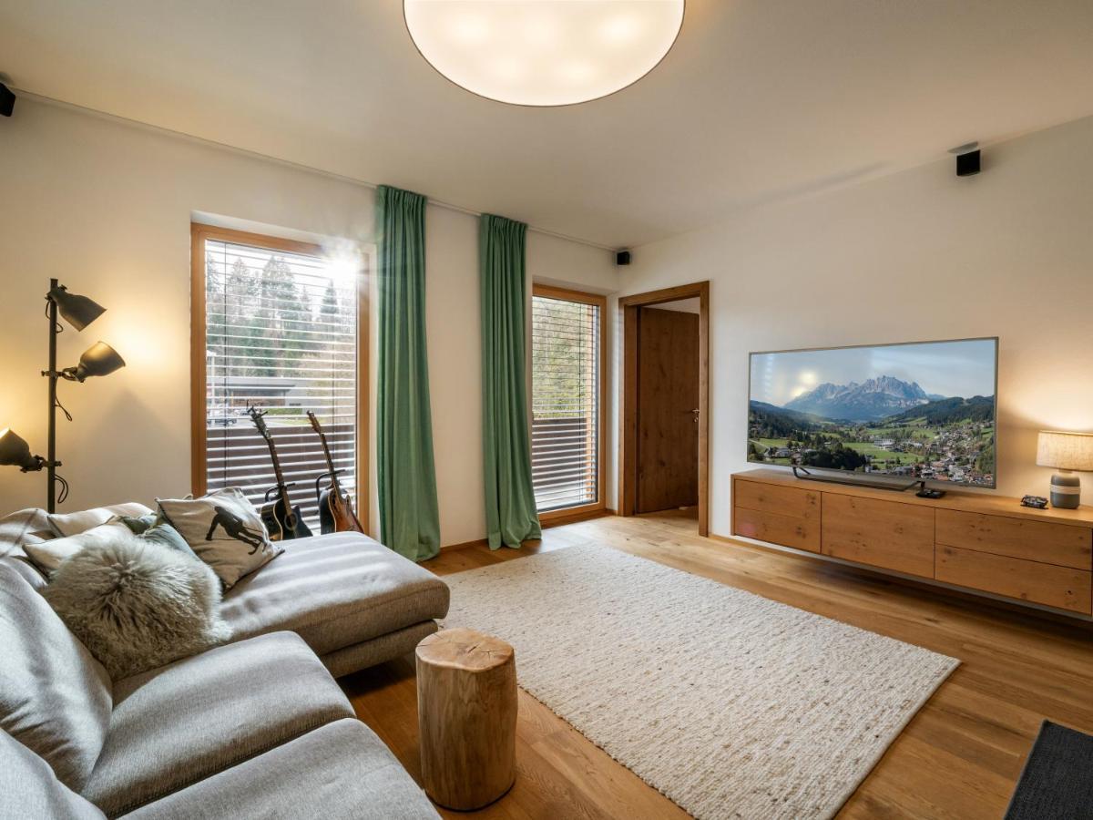 Hammerwirt Apartment *